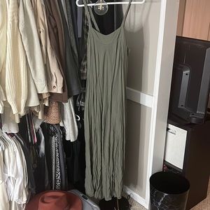 Green XL wide leg flowy jumpsuit